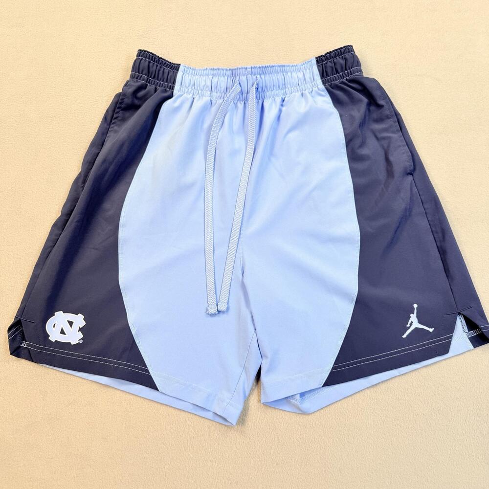 North Carolina Tar Heels Shorts Mens Large Blue NCAA Basketball Jordan Dri Fit